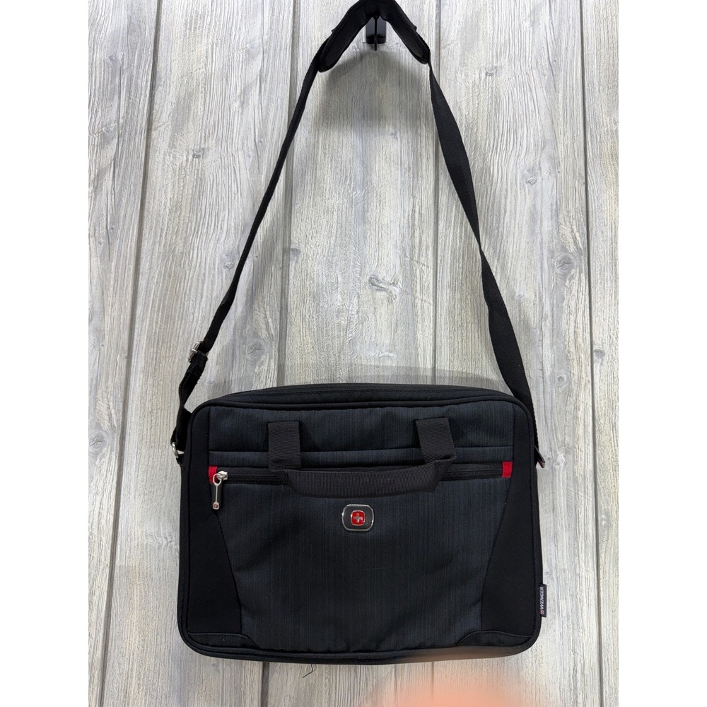 Wenger SwissGear Black Laptop Messenger Bag Shoulder Briefcase Tech Case 14x11